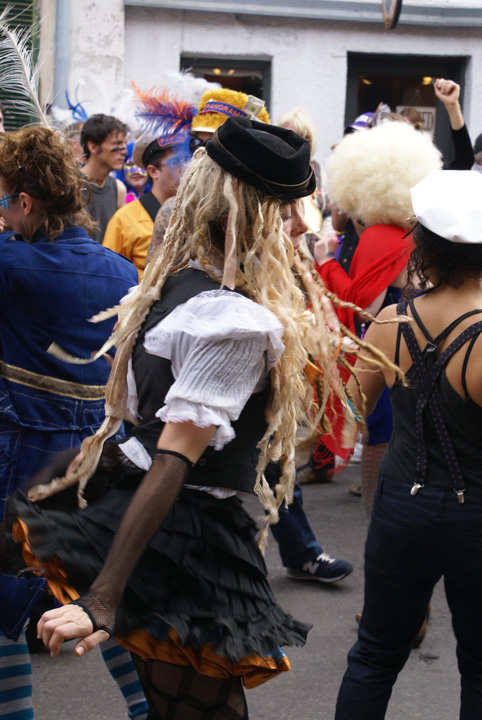 Dancing Dreads, by Anna Harris Dancing Dreads, by Anna Harris